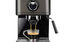BLACK+DECKER BXCO1200E - Machine à Expresso 1200 W, 15 Bars, Réservoir 1,2 L, pour Dosette et Moulu, 2 Tasses, Buse Vapeur, Plaque Chauffante, Noir et Inox BLACK+DECKER BXCO1200E - Machine à Expresso 1200 W, 15 Bars, Réservoir 1,2 L, pour Dosette et Moulu, 2 Tasses, Buse Vapeur, Plaque Chauffante, Noir et Inox