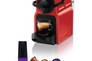 Krups Nespresso Inissia rouge, Machine à café, Cafetière expresso à dosettes, Compacte automatique, Pression 19 bars YY1531FD Krups Nespresso Inissia rouge, Machine à café, Cafetière expresso à dosettes, Compacte automatique, Pression 19 bars YY1531FD