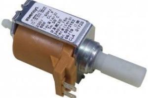 Pompe pour machine à café - Krups - 65W - 230V - Vidange 7 3mm Pompe pour machine à café - Krups - 65W - 230V - Vidange 7 3mm